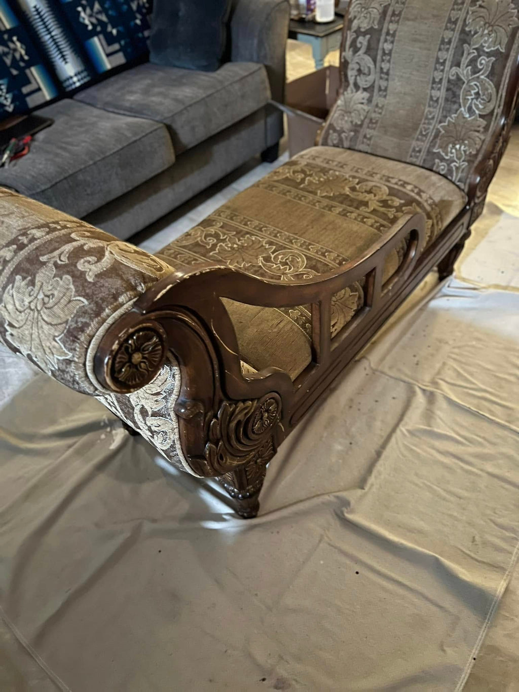 Western Black and White Chaise Lounge with Sheepskin sides
