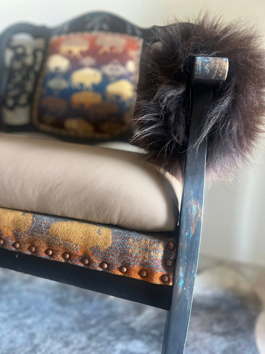 Buffalo Wooley Vintage Entry Bench Unique