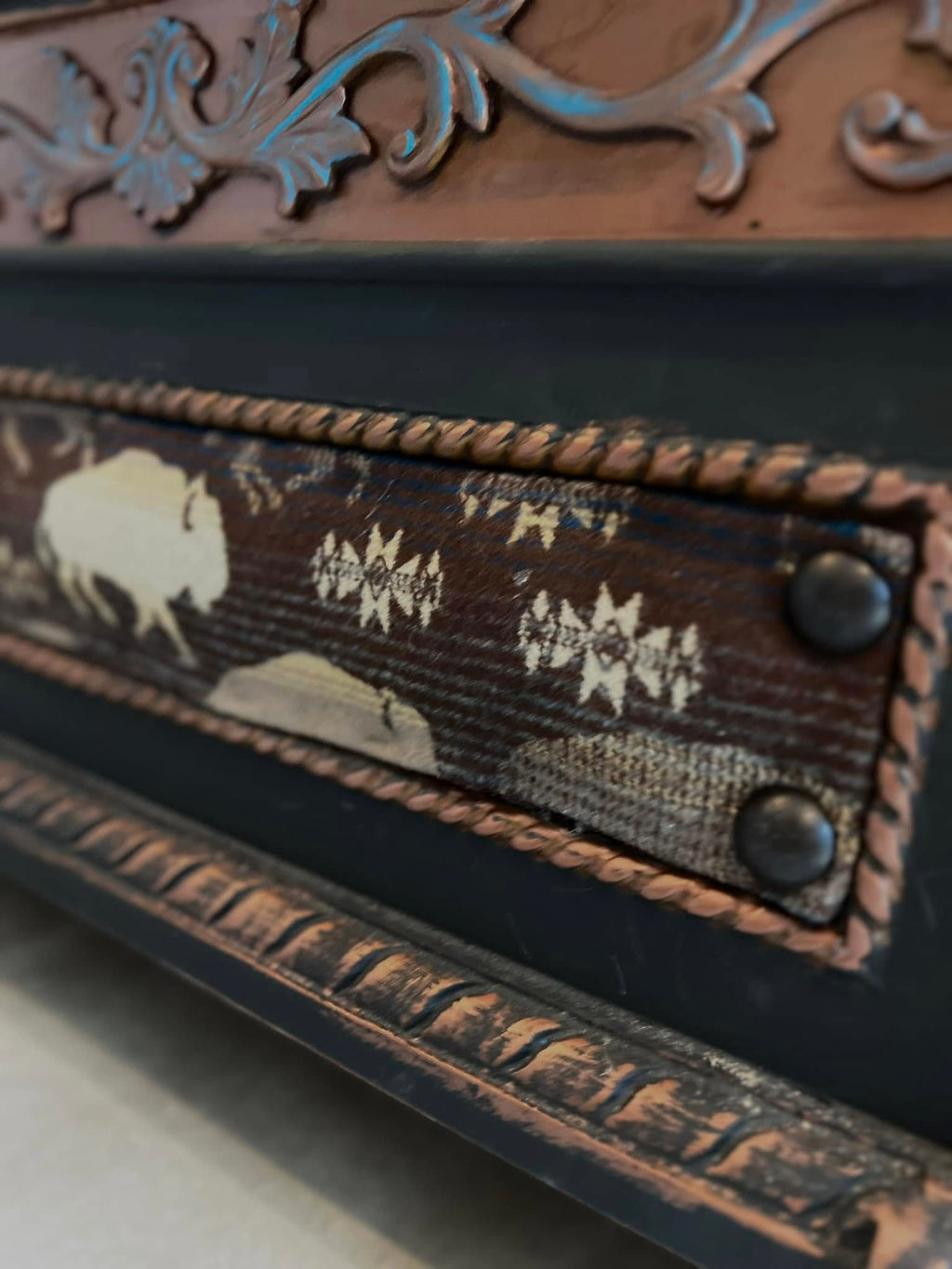 Buffalo Bed Set
