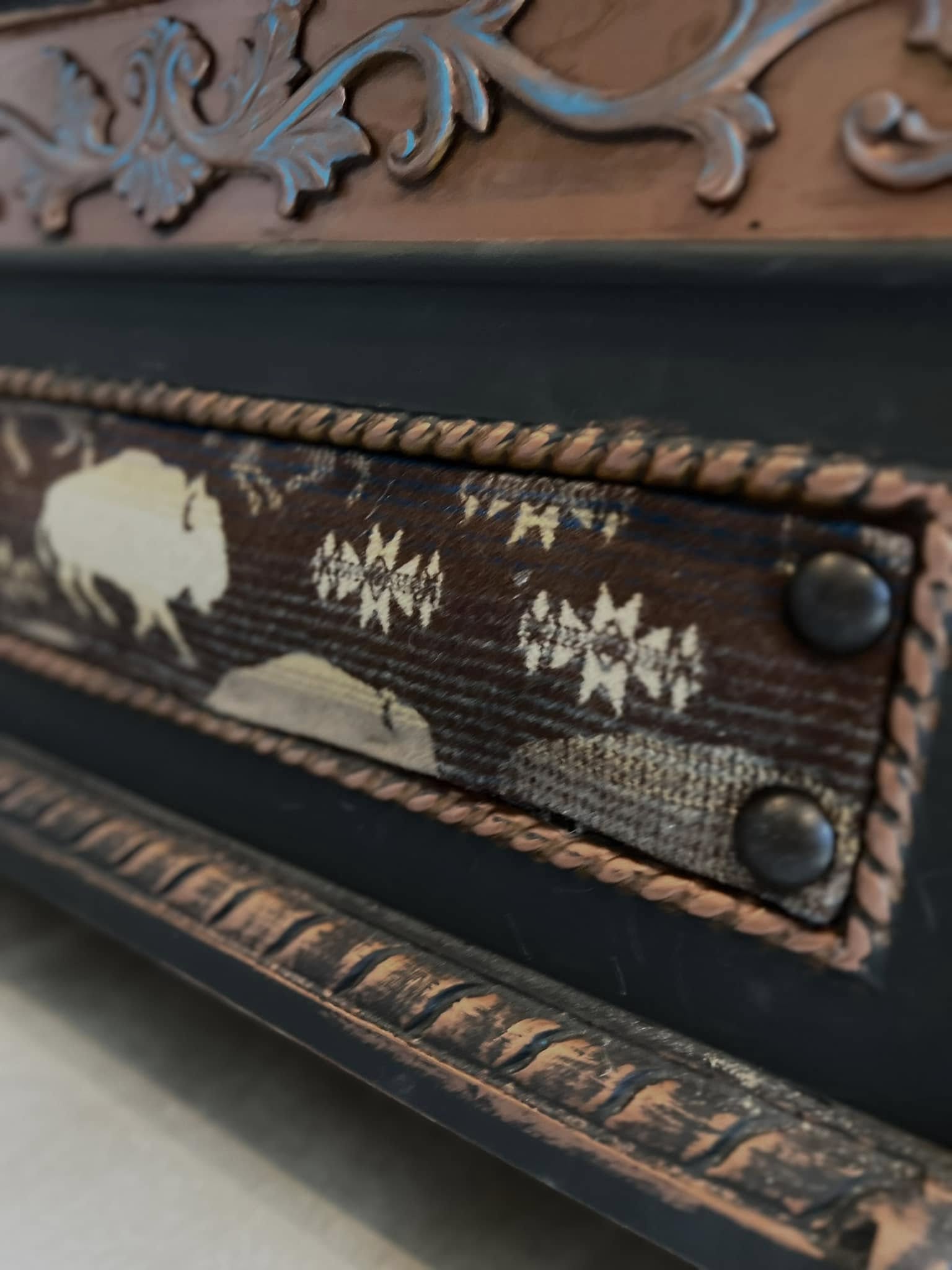 Buffalo Bed Set