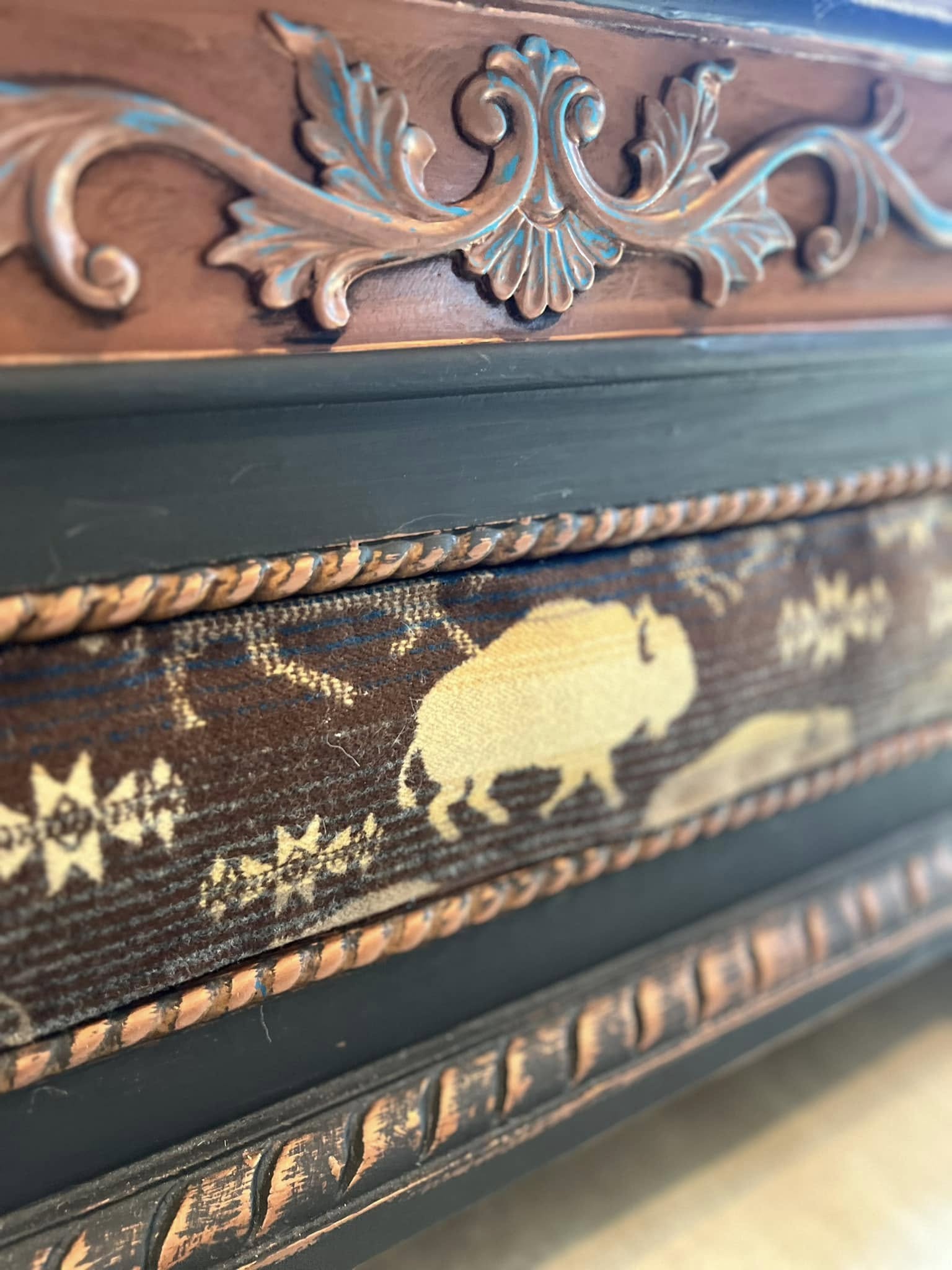 Buffalo Bed Set