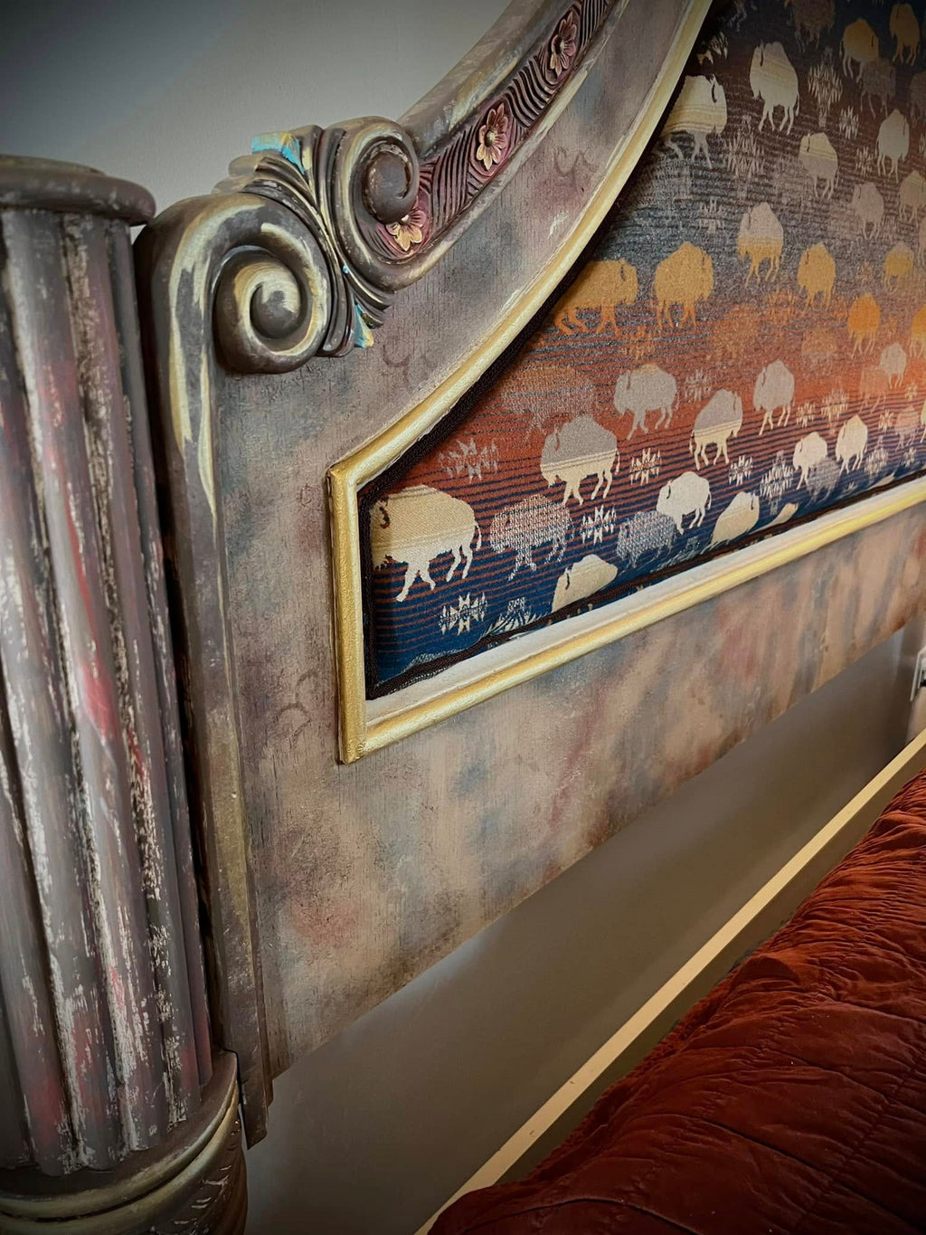 Buffalo Bed Set