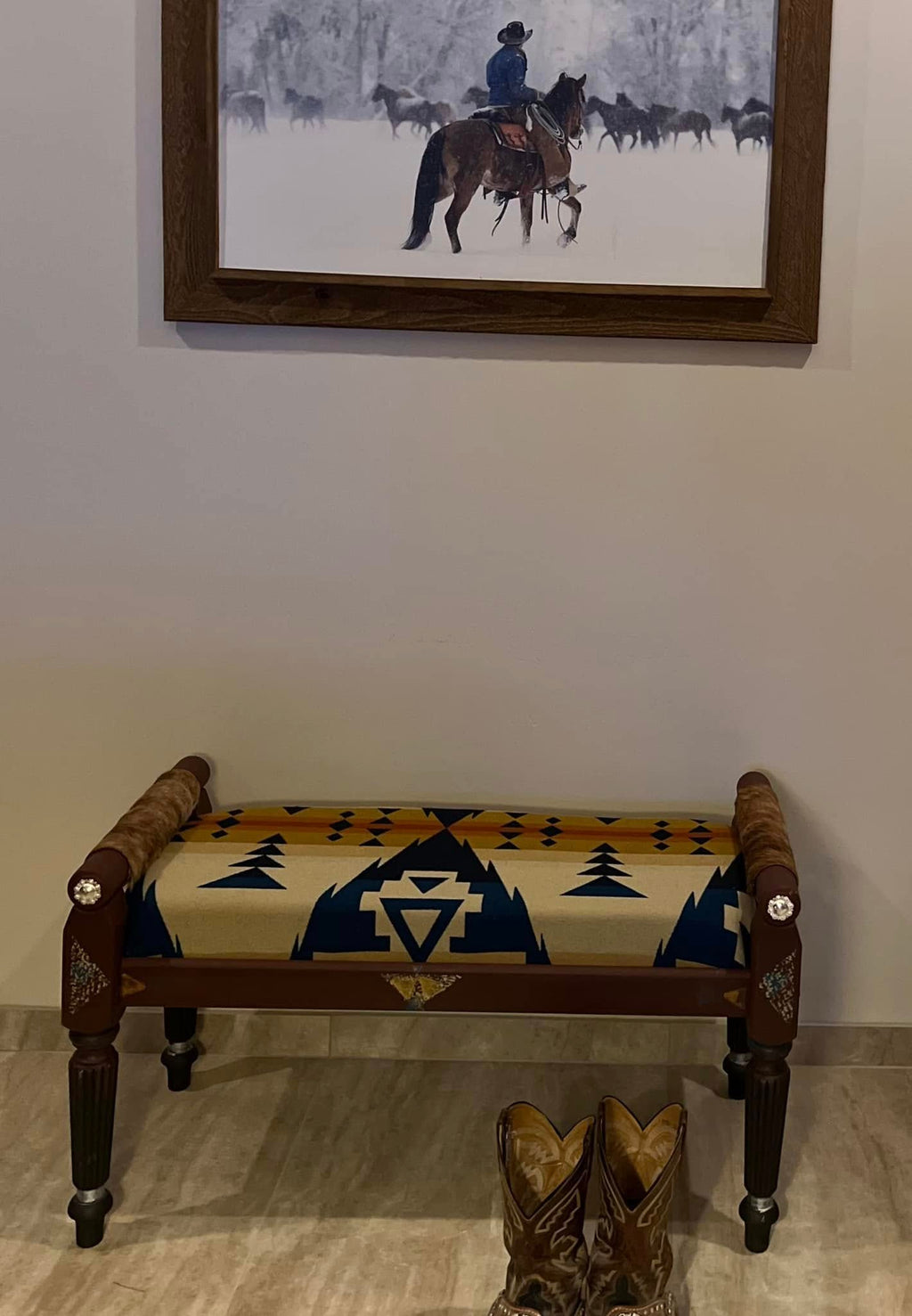 Siskiyou Entry Bench
