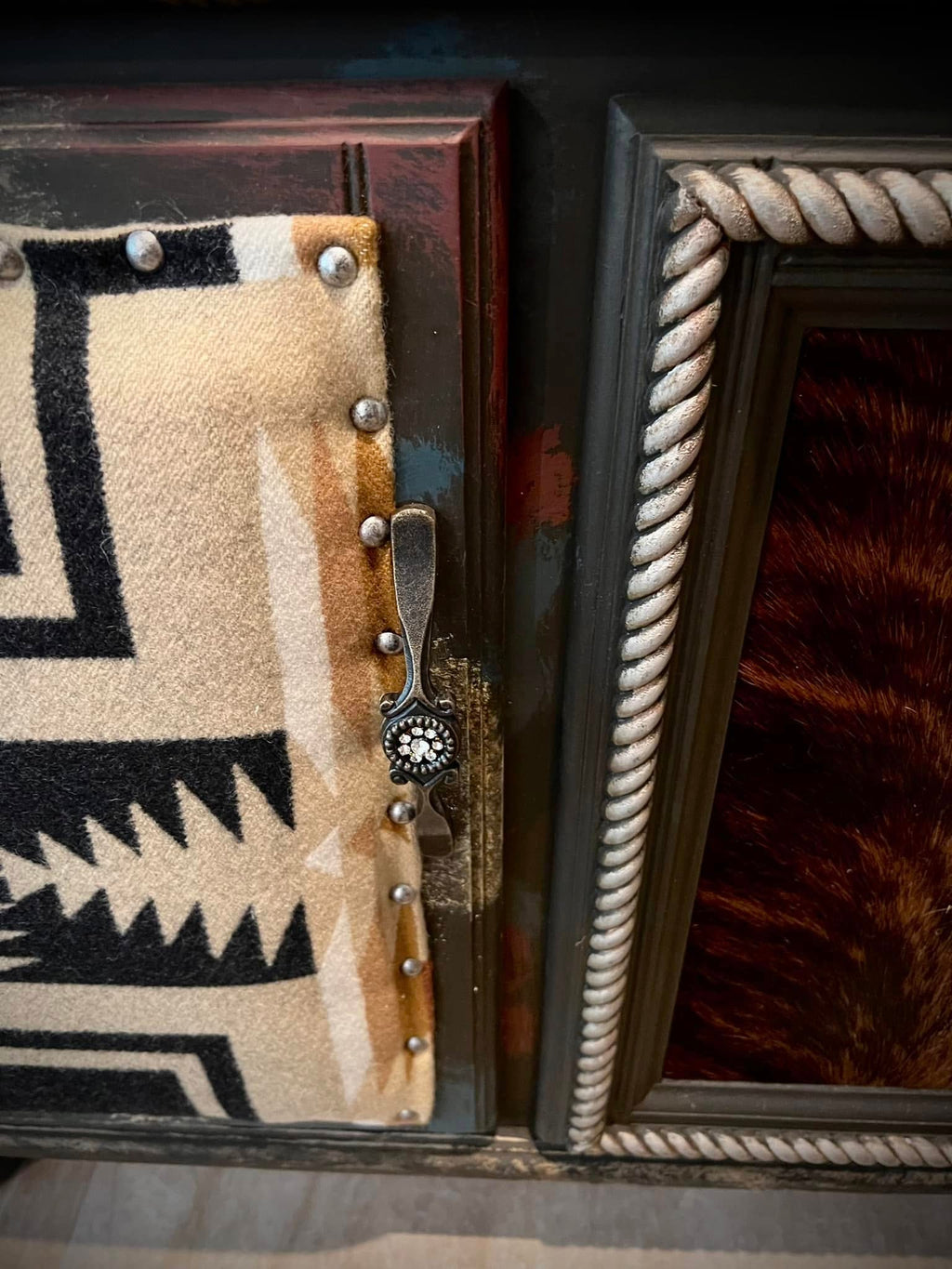 Pendleton Dresser