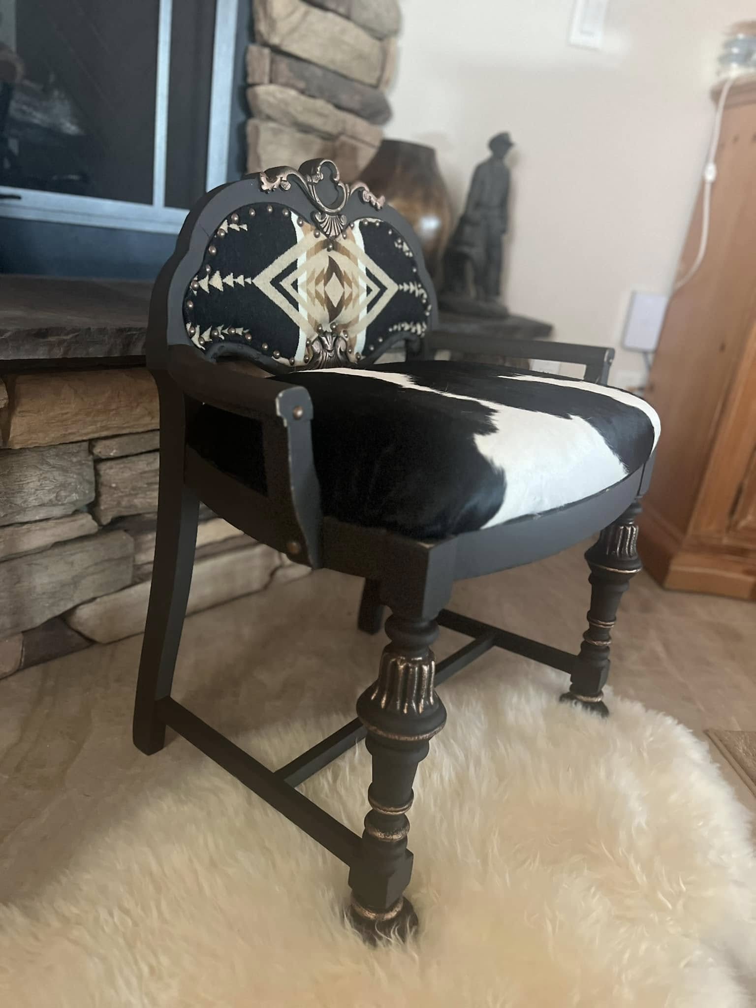 Shortback Cowhide Armchair