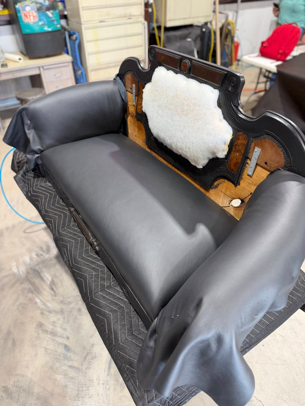 Rancho Arroyo Loveseat Western Settee Sofa